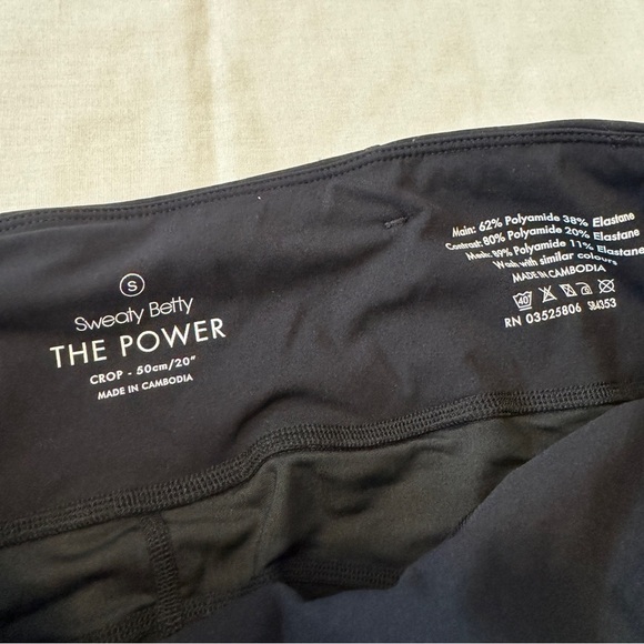 Sweaty Betty Small The Power Black Crop Leggings w/ Mesh Detail - Picture 8 of 9